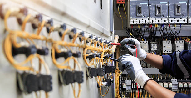Professional Electrician technician working in Rising Sun, IN